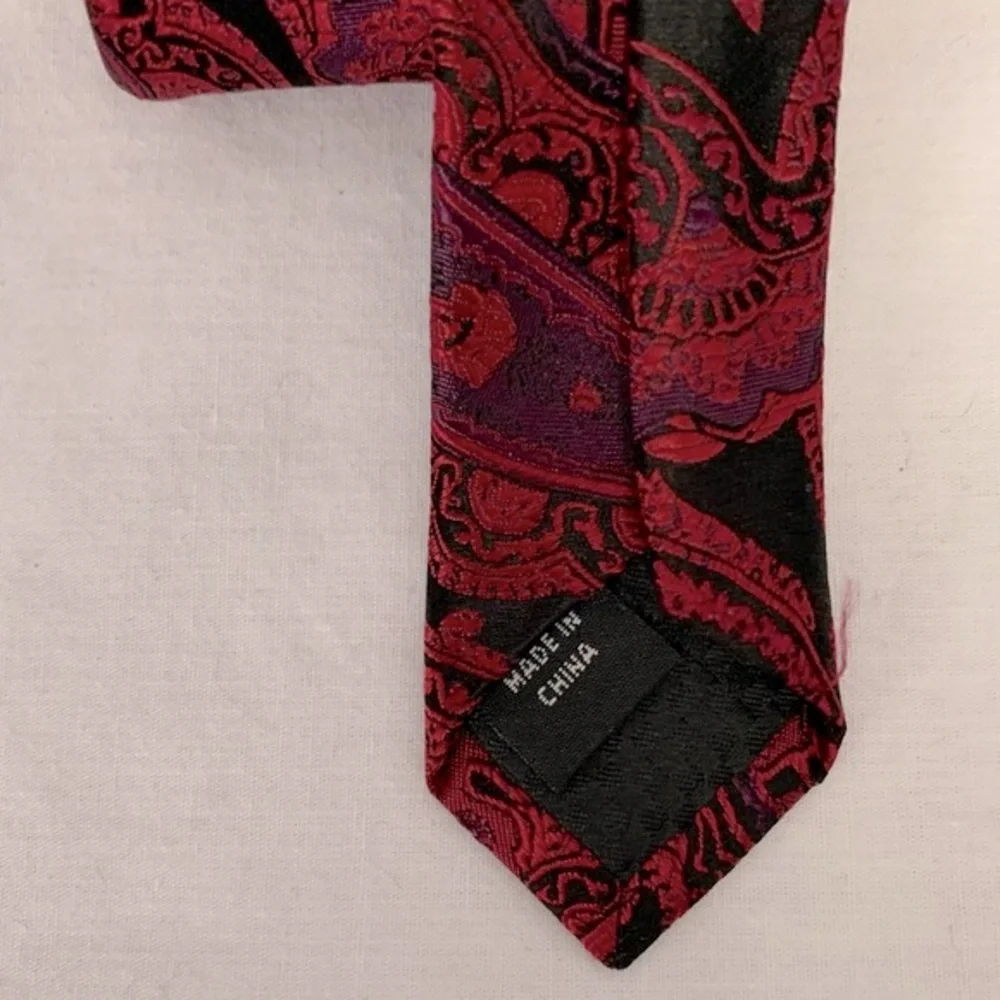 Sean John Paisley Print Tie
